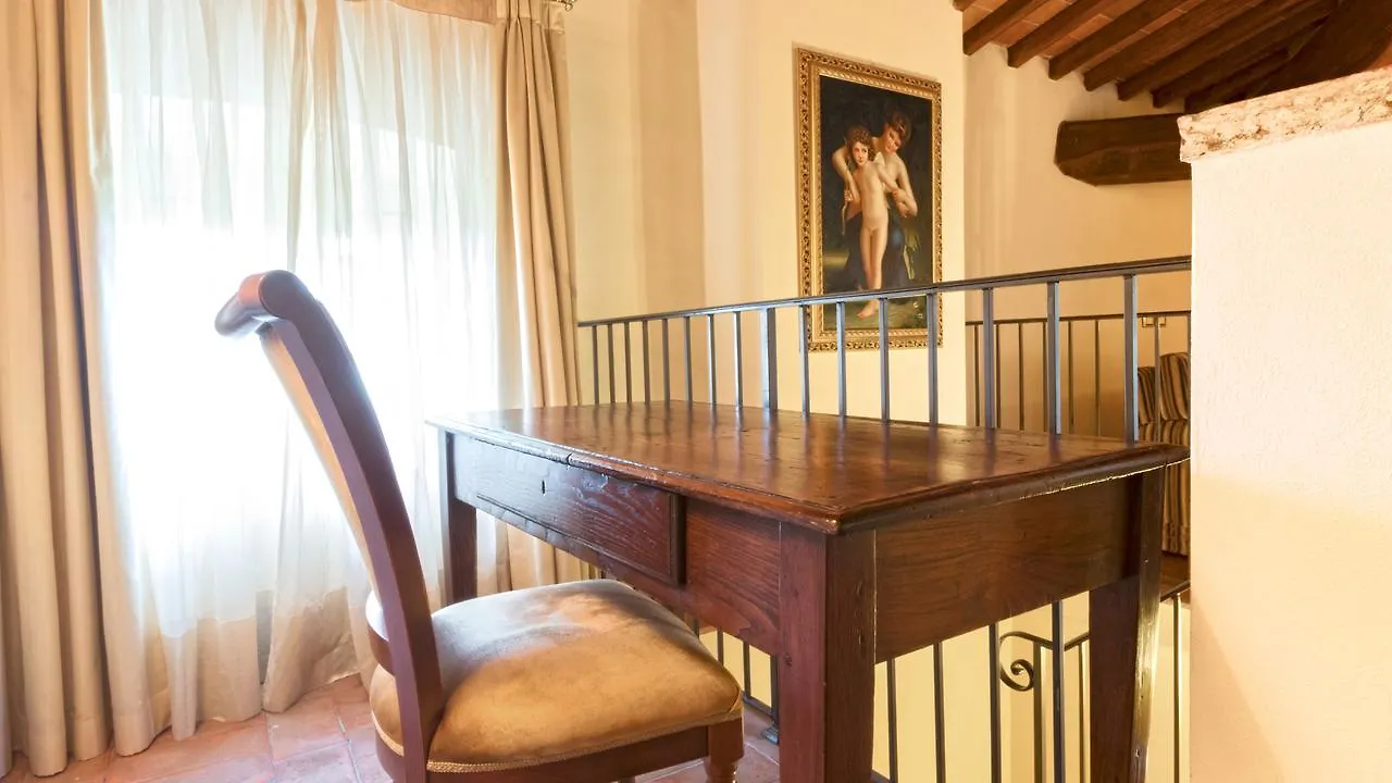 Farm stay Badia Di Campoleone Villa Arezzo Italy